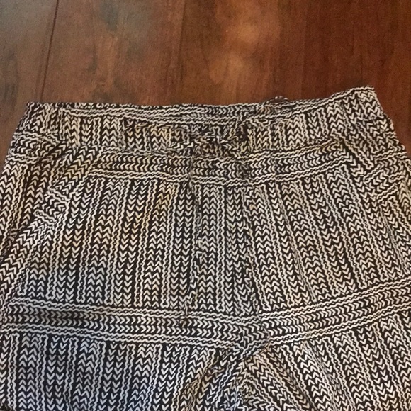BCBGeneration tribal print pants - Picture 4 of 4